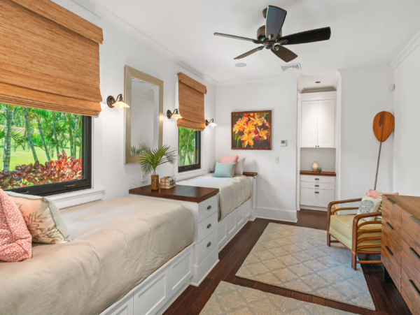 Luxury 6-Bedroom Vacation Home in Poipu - Ocean Views & Modern Comfort